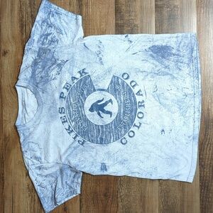 Pikes Peak Colorado Bigfoot T-shirt Size Large in Vaguely Grey/Blue Tie-dye
